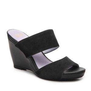Johnston and Murphy Black Wedge Sandals