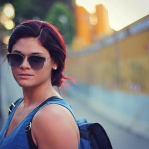 Meet your Posher, Crystal