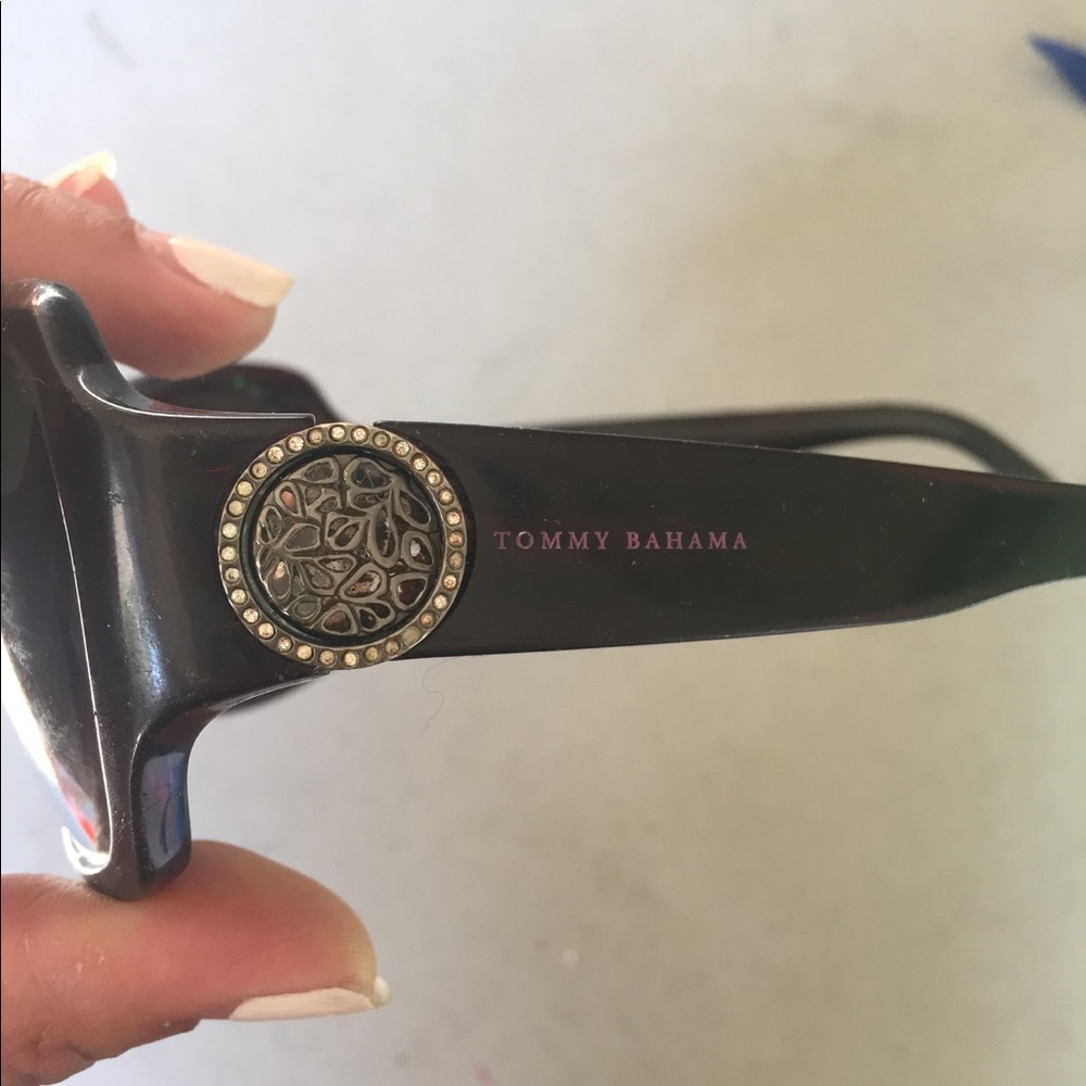 Tommy Bahamama Sunglasses - Purple