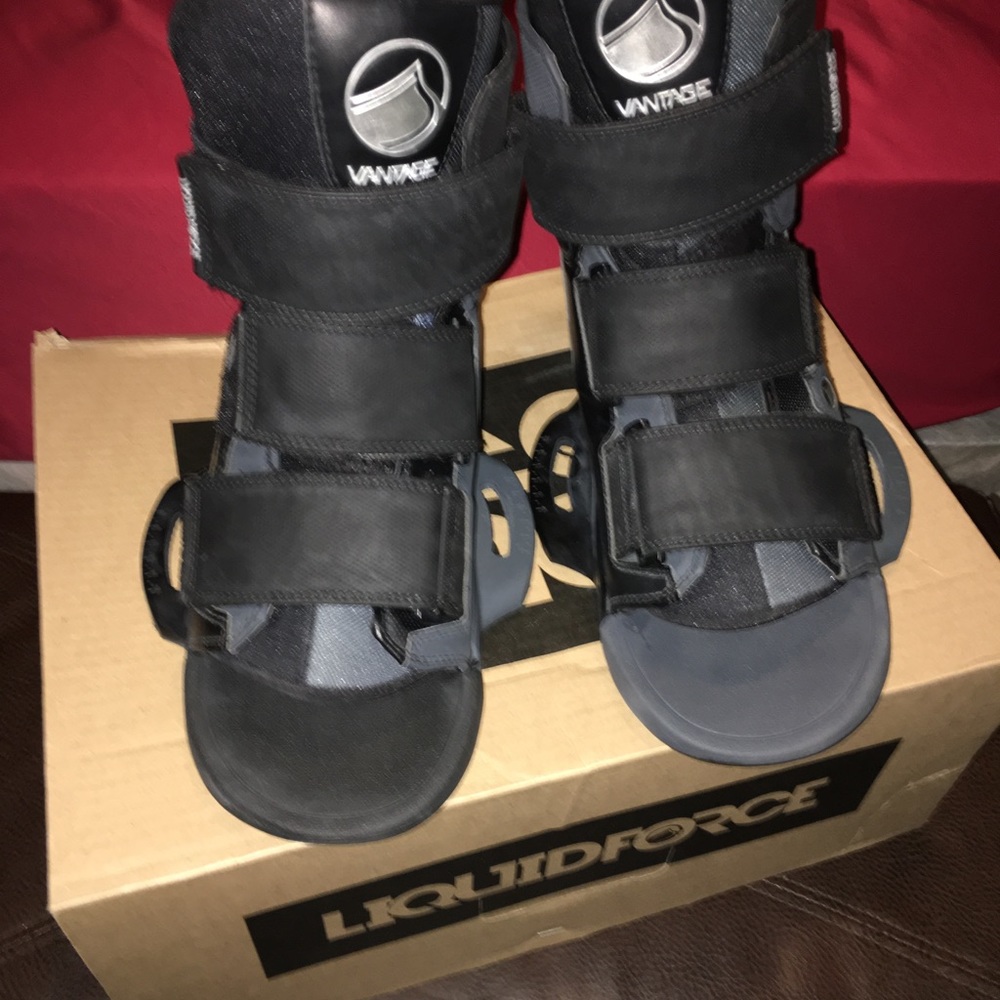 Liquid Force Wakeboard bindings