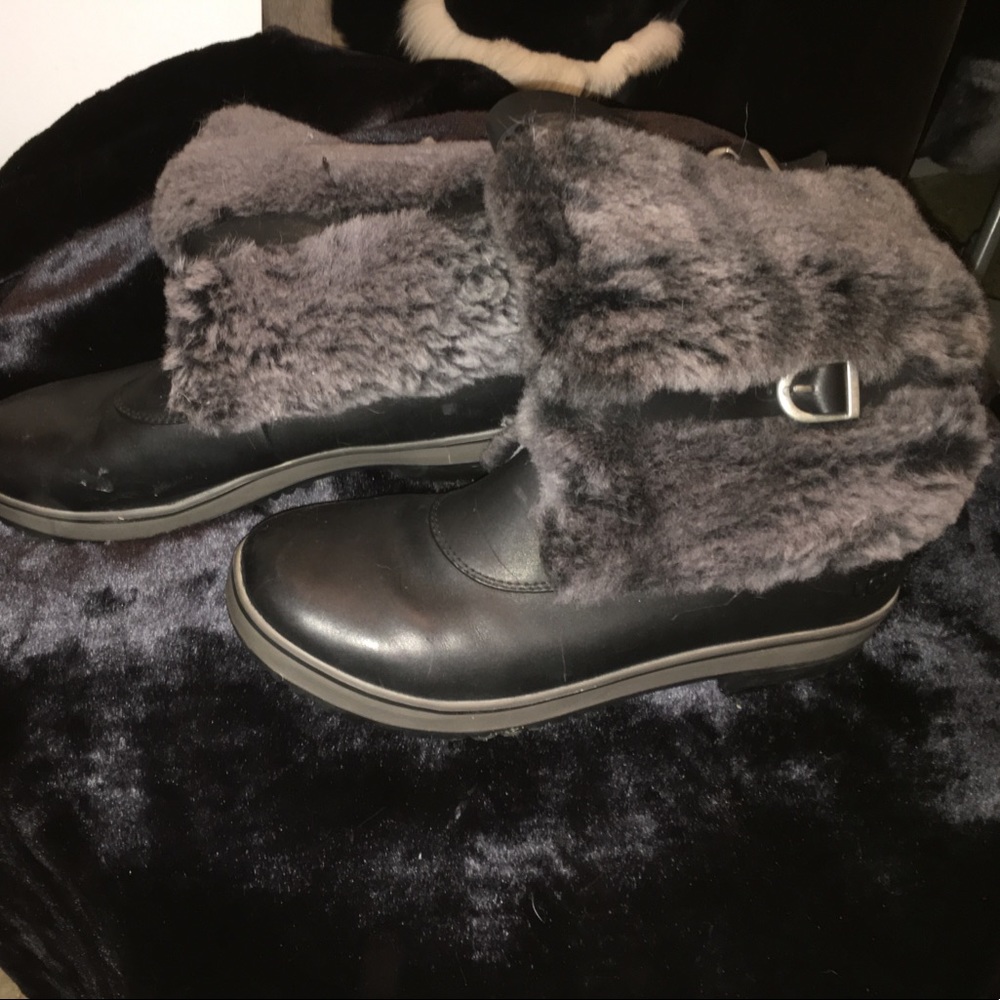 Unique UGG boots in excellent used condition