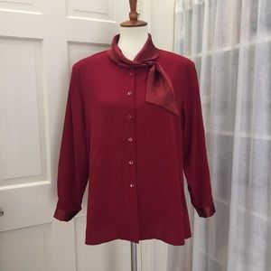 Woman's shirt . Size L