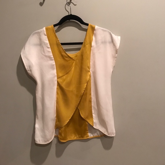 Open back top - Picture 2 of 2