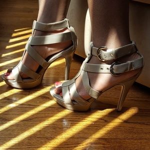 Open toe heel