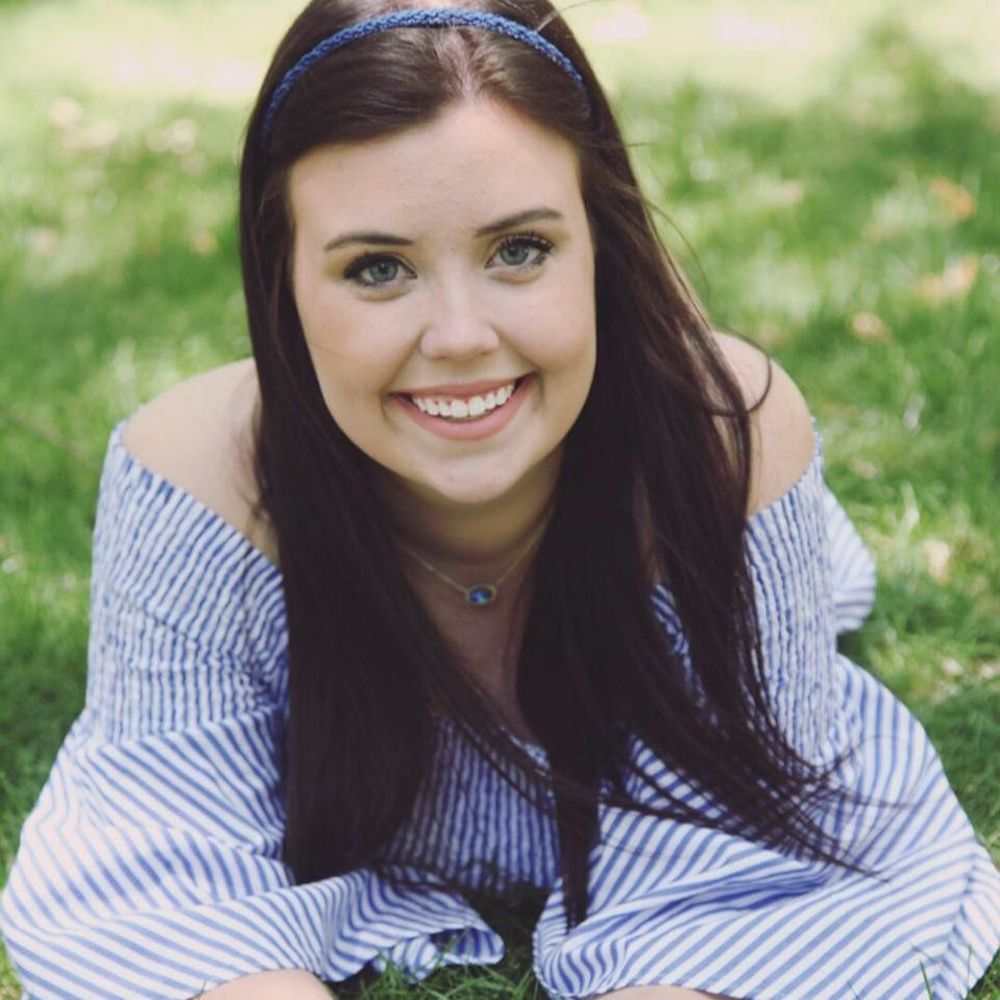 Meet your Posher, Claire