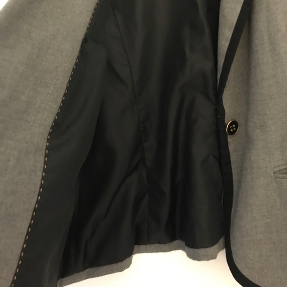 Perfect gray fall blazer with beautiful details - Picture 3 of 4