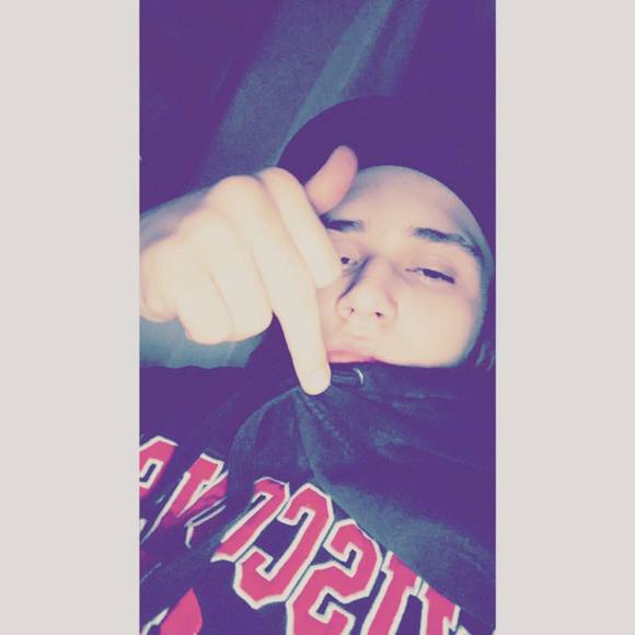 Meet your Posher, Devin - Picture 1 of 1