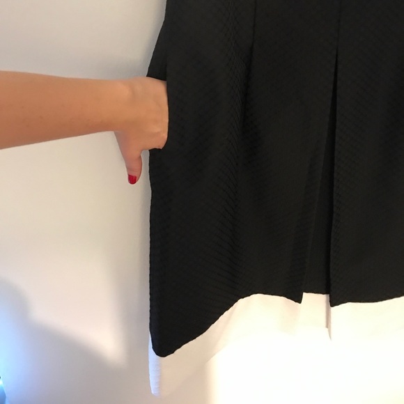 Textured Tahari black and white  color block dress - Picture 4 of 4