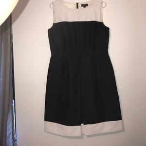 Textured Tahari black and white  color block dress