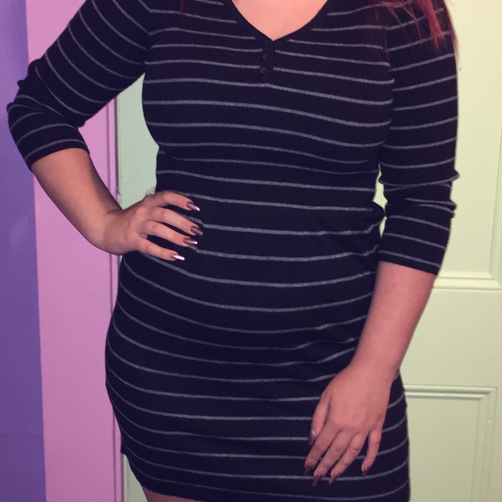 Stretchy Long Sleeved Dress Sz Small