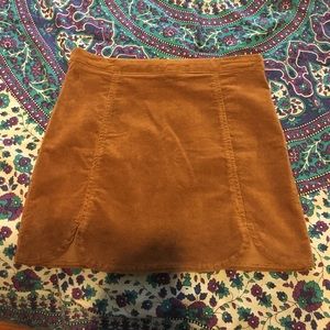Brandy melville tan skirt