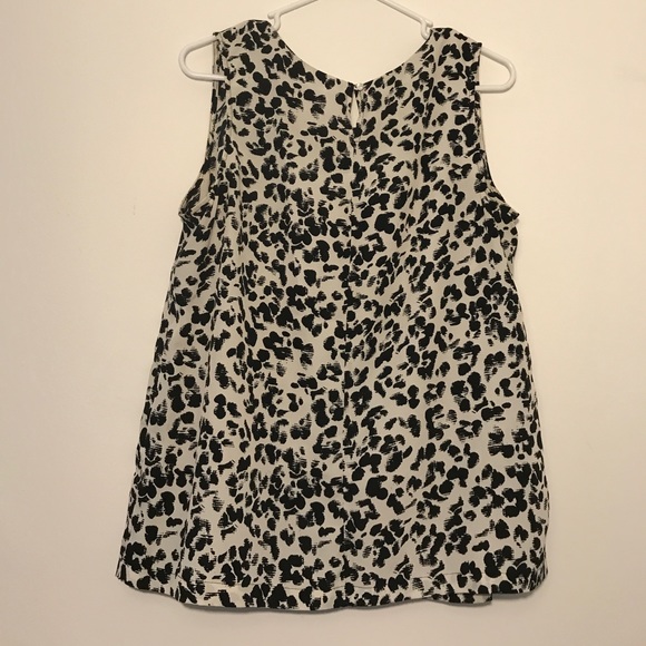 Black and white sleeveless print top - Picture 3 of 3