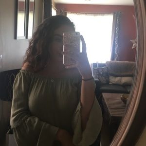 Meet your Posher, Pawla