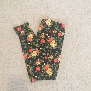 LuLaRoe NWOT TC floral leggings