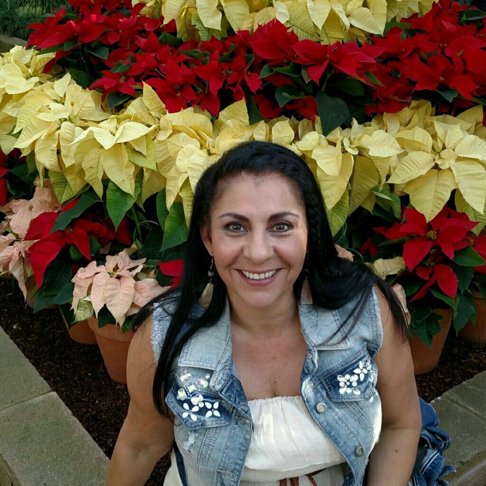 Meet your Posher, Leticia
