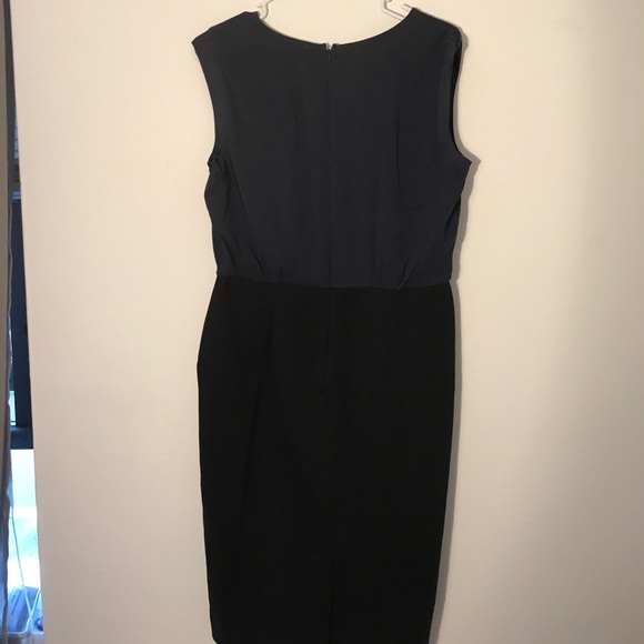 Loft right at knee color-block dress - Picture 2 of 2