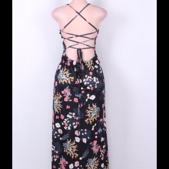❤️SALE❤️ Black floral maxi dress - Picture 4 of 4
