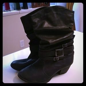 🔥SALE💥Black Boots good condition used