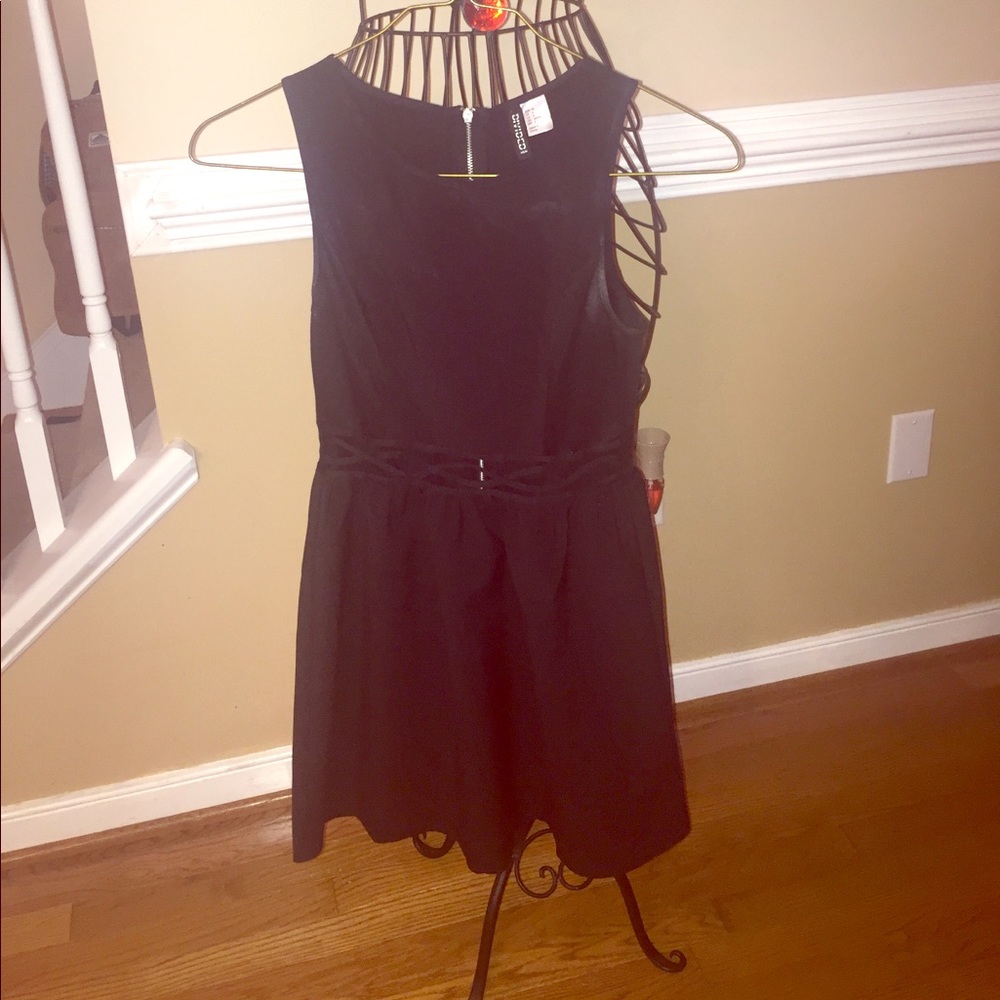 Black dress with cut out mid drift