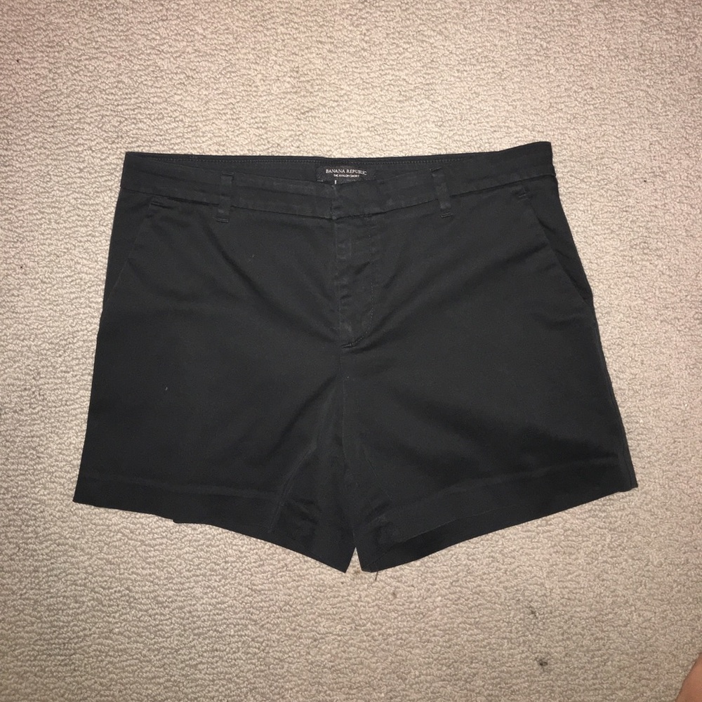 Banana Republic black shorts