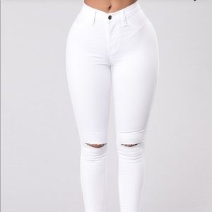 Fashion Nova high waisted canopy jeans