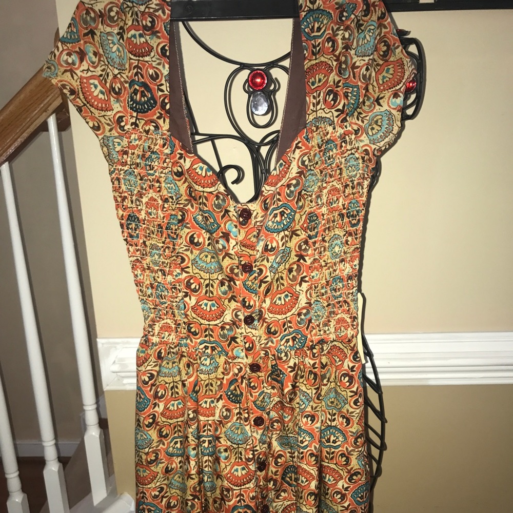 Tan multicolored/patterned dress