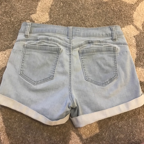 Light blue jean shorts!! Super cute!! - Picture 2 of 2