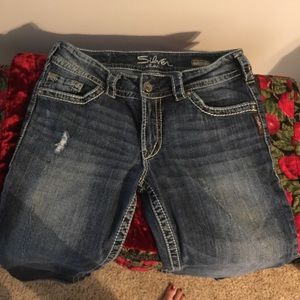 Silver, Suki Surplus, Capri's