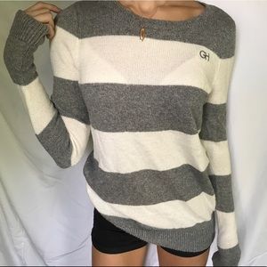 *never worn* Gilly Hicks Sweater
