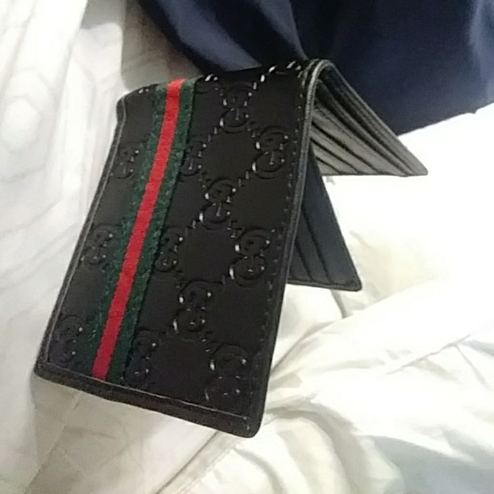 Brand new gucci wallet