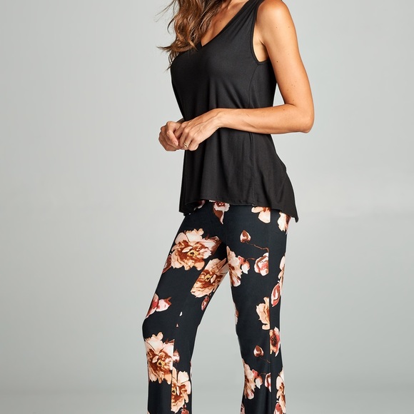 Black Floral Flared Pants - Picture 4 of 4