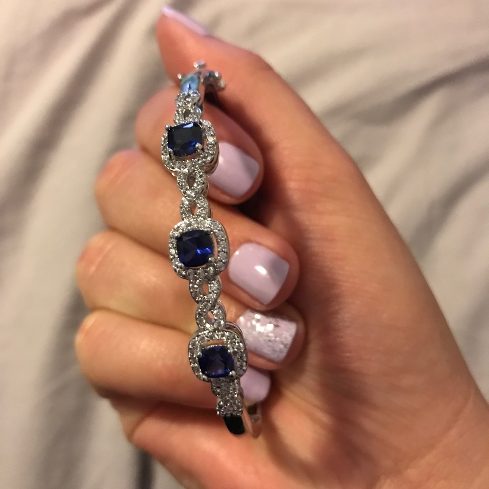 A bracelet