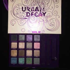 Urban Decay Book of Shadows