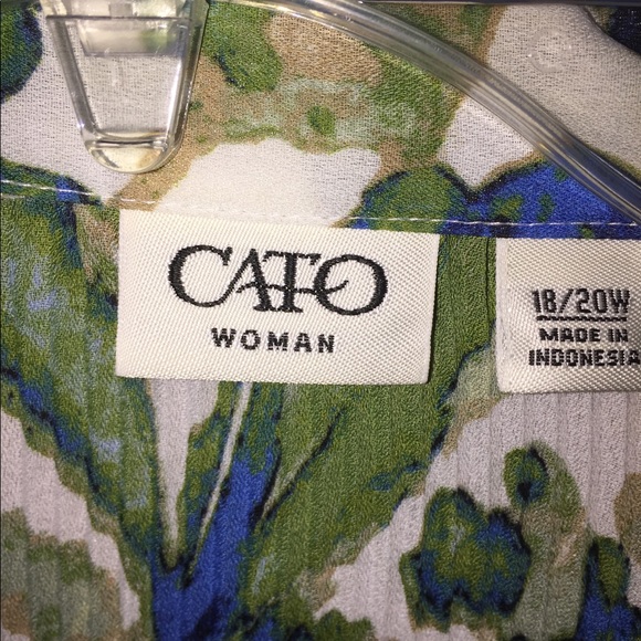 Blouse - Picture 2 of 3