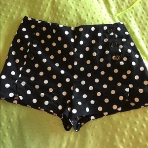 Polkadot shorts