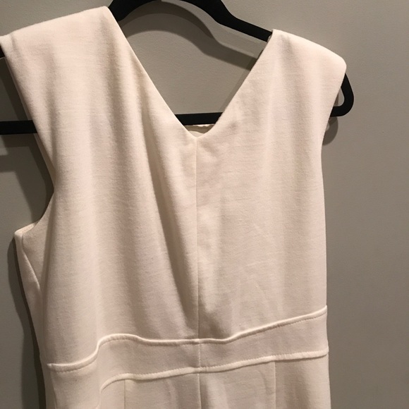 Short cream 👗 - Picture 2 of 3