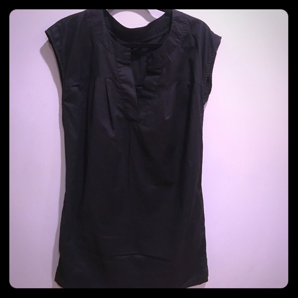 Short black 👗 for ☀️ or with tights and 👢 in 🍁. - Picture 1 of 3