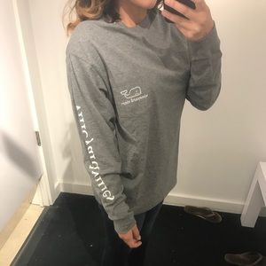 Vintage whale t shirt. Light gray