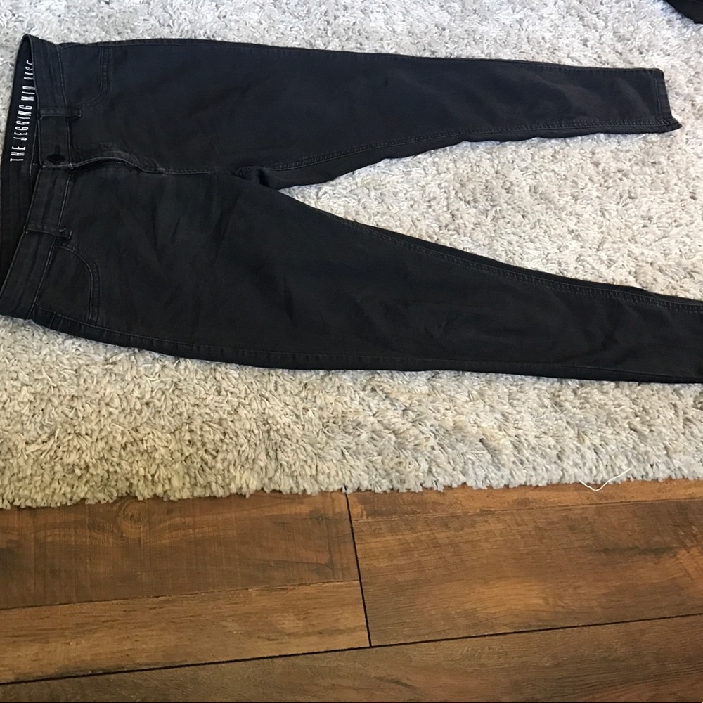Black jeggings