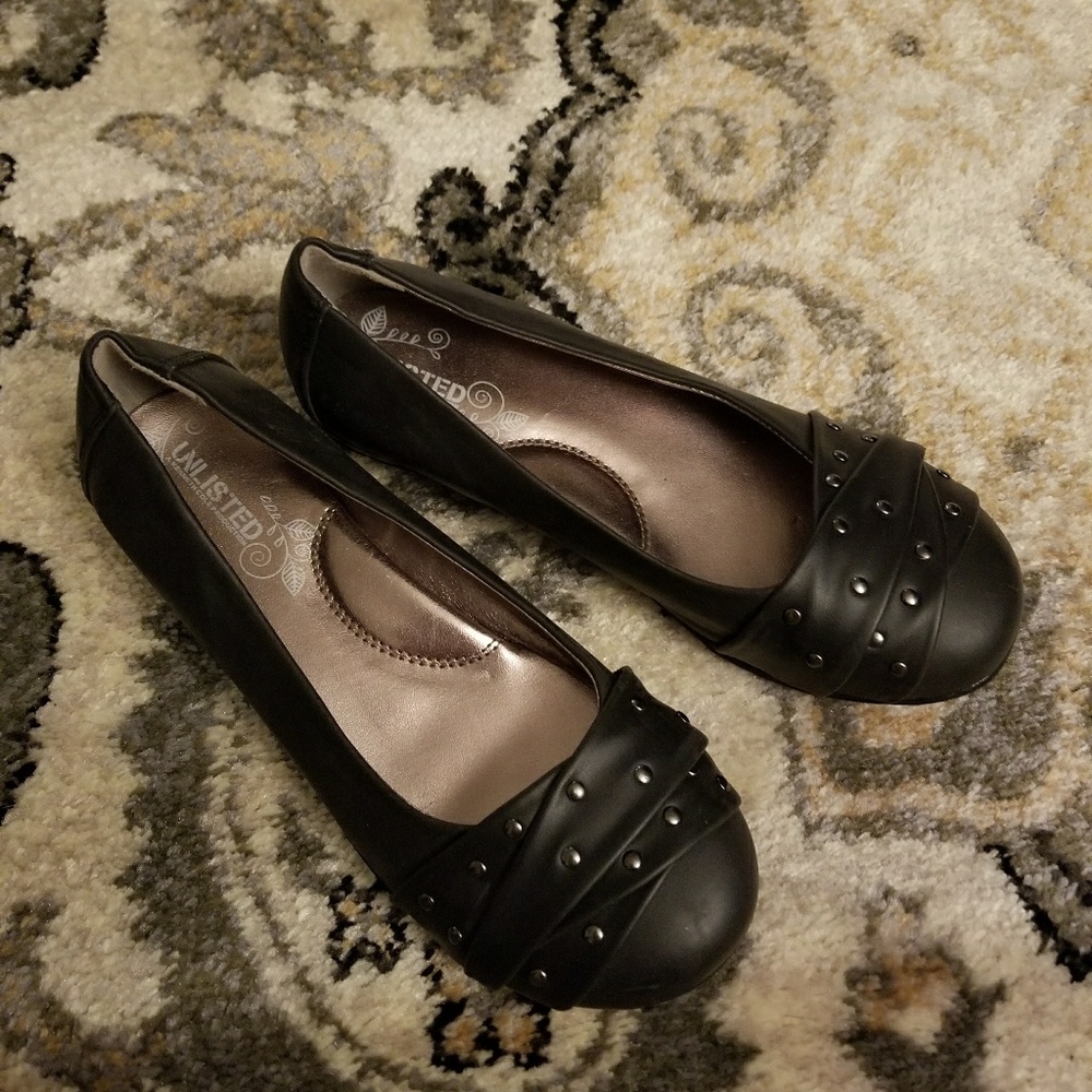 Girls black leather flats