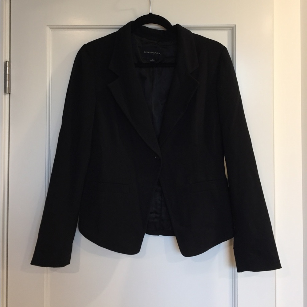 Banana republic  black blazer with lapel detail