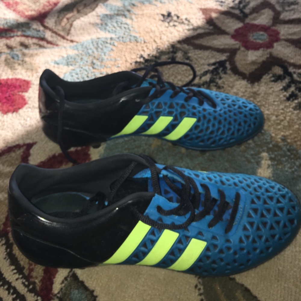 Adidas Ace 15.1 Soccer Cleats (MAKE AN OFFER)