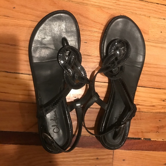 Black Cole Haan sandals - Picture 2 of 2