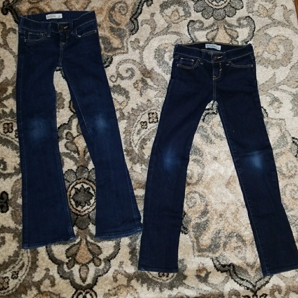 Abercrombie jeans 2 pairs