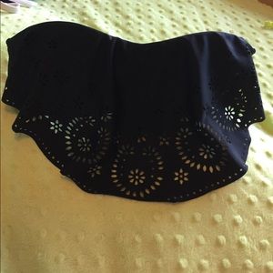Black strapless bikini top