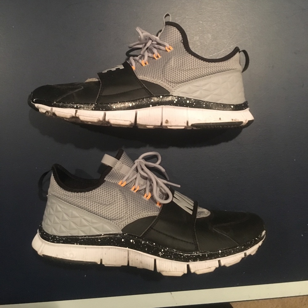 Nike Running shoes size 11 runner sneaker shoes