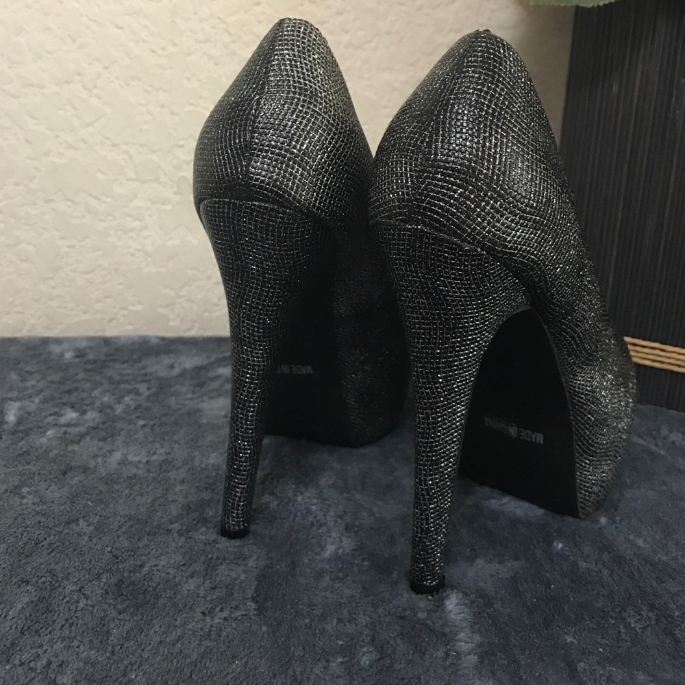 Platform pumps - Picture 2 of 7