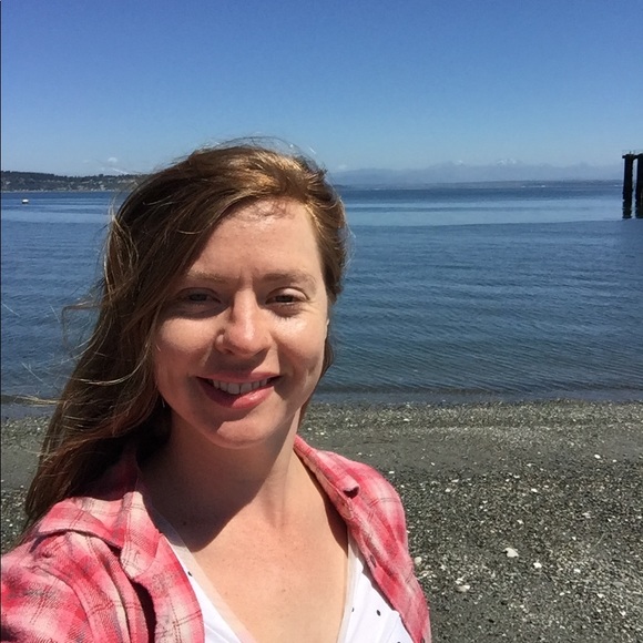 Meet your Posher, Sarah - Picture 2 of 8