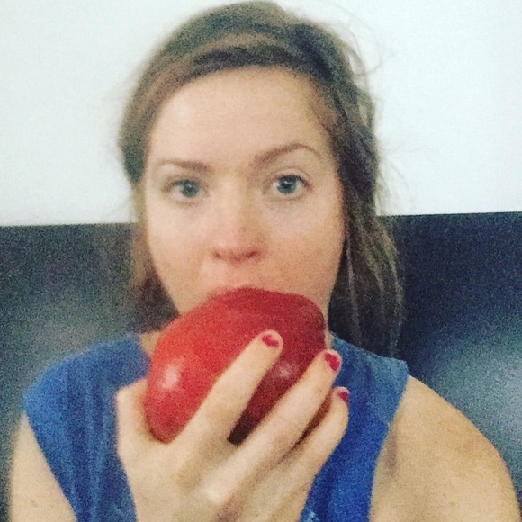 Meet your Posher, Sarah - Picture 3 of 8