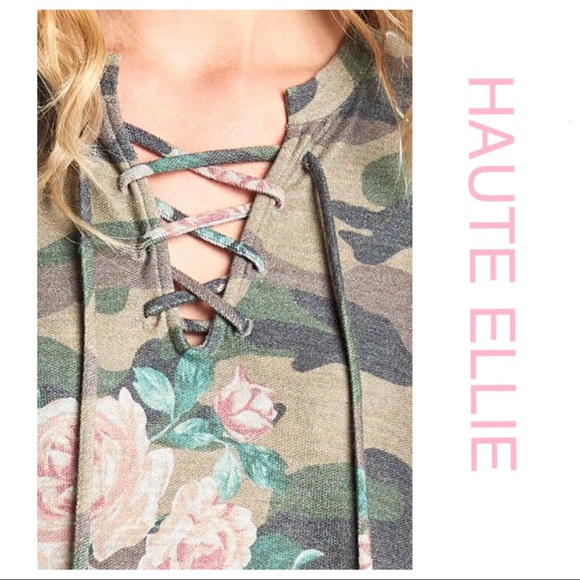 🌼Sale🌼 Lace Up Pocket Floral Camo Print Dress - Picture 4 of 7